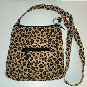 EUC Vera Bradley Cheetah Crossbody Purse Like New